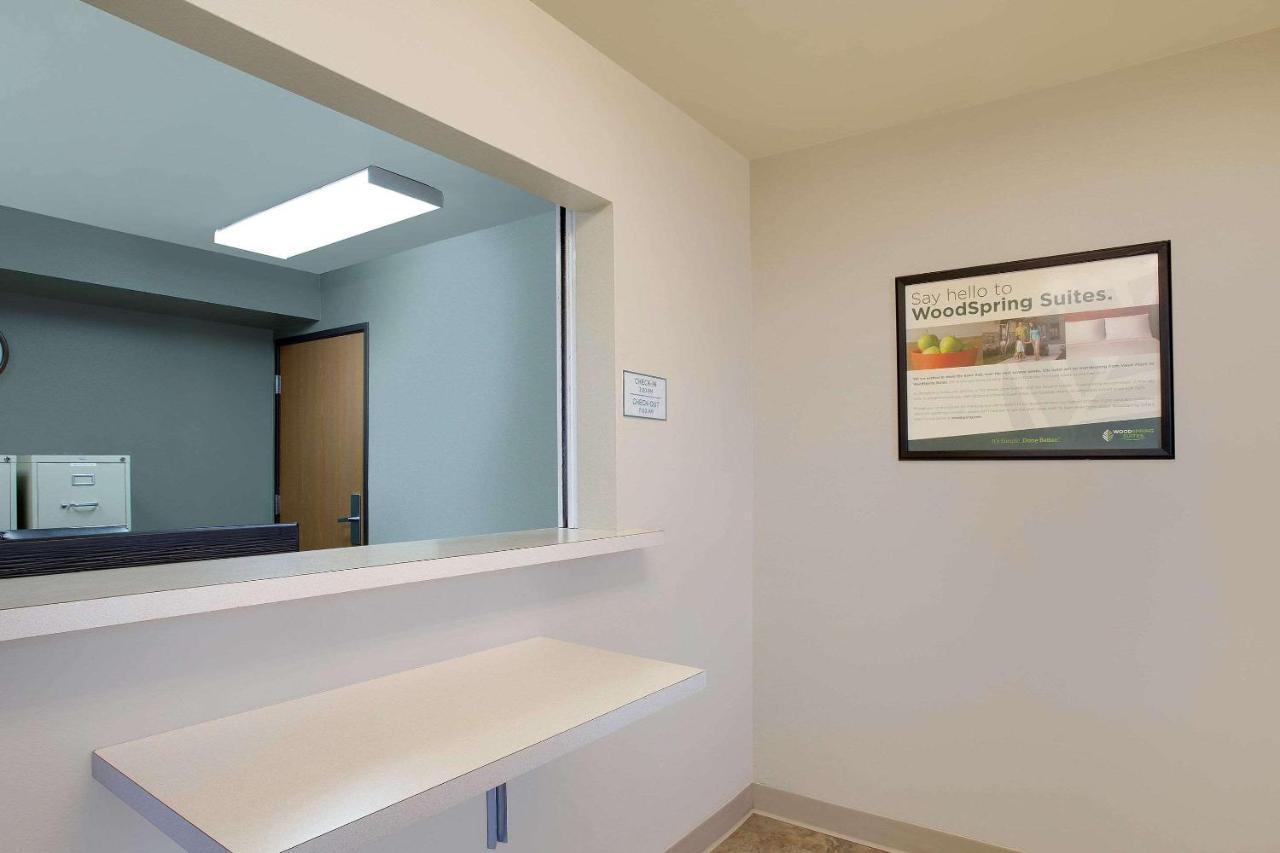 Woodspring Suites Baton Rouge Airline Highway Exterior photo